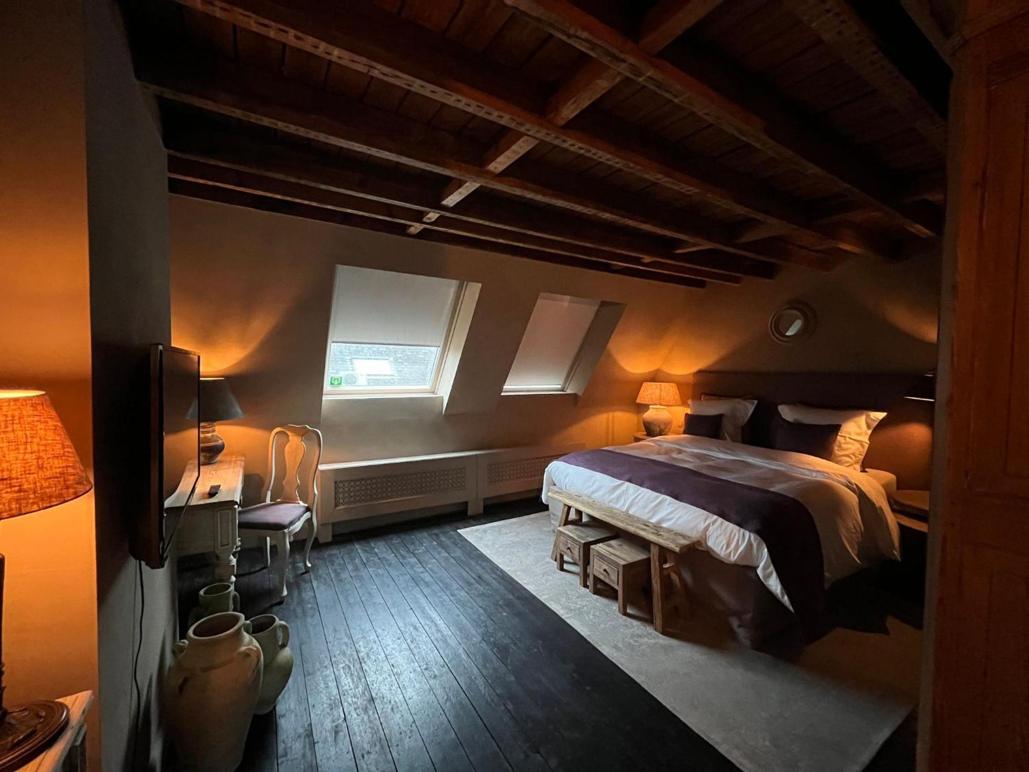 Guesthouse Nights By Morpheus Antwerp Luaran gambar