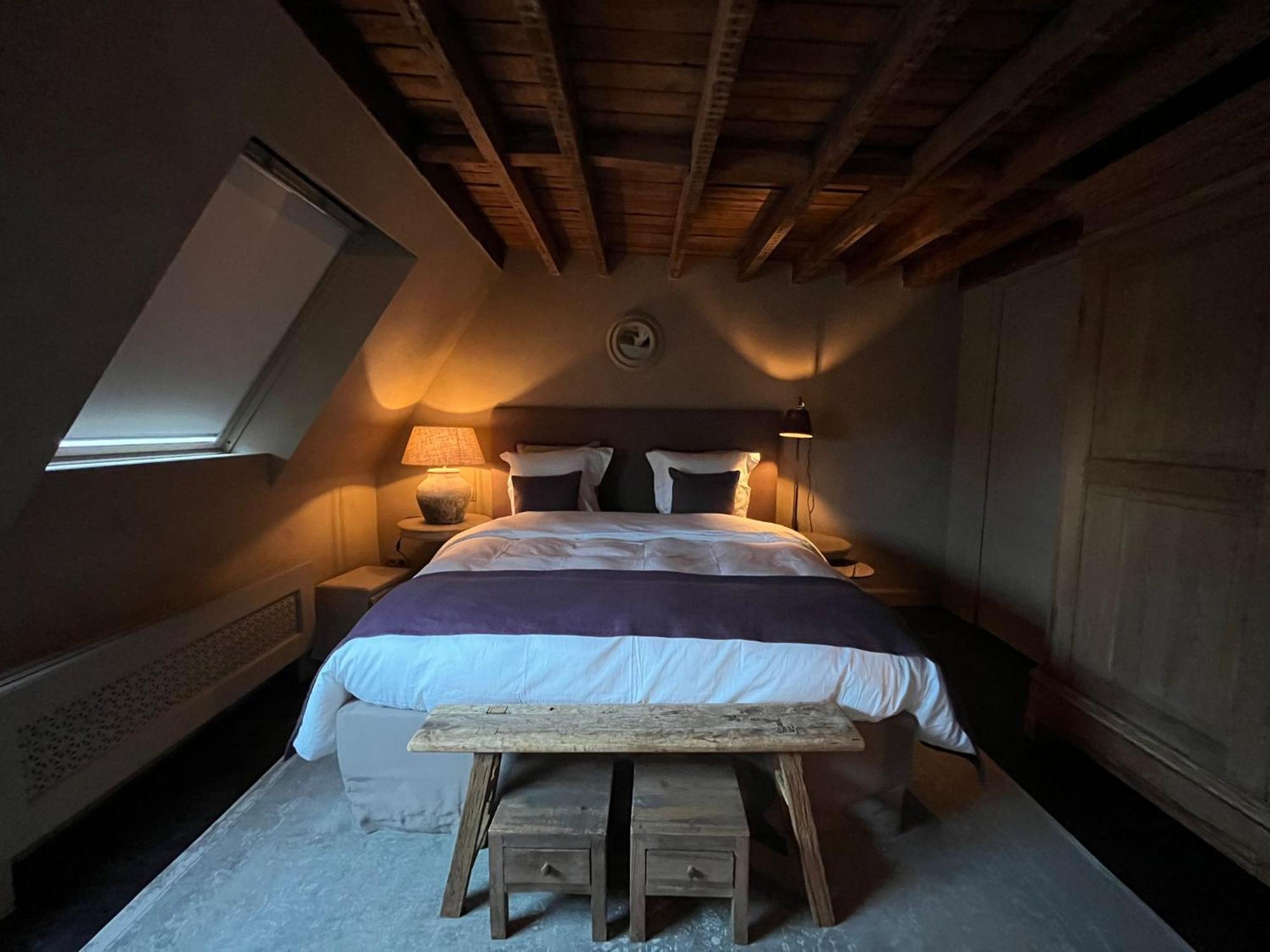 Guesthouse Nights By Morpheus Antwerp Luaran gambar