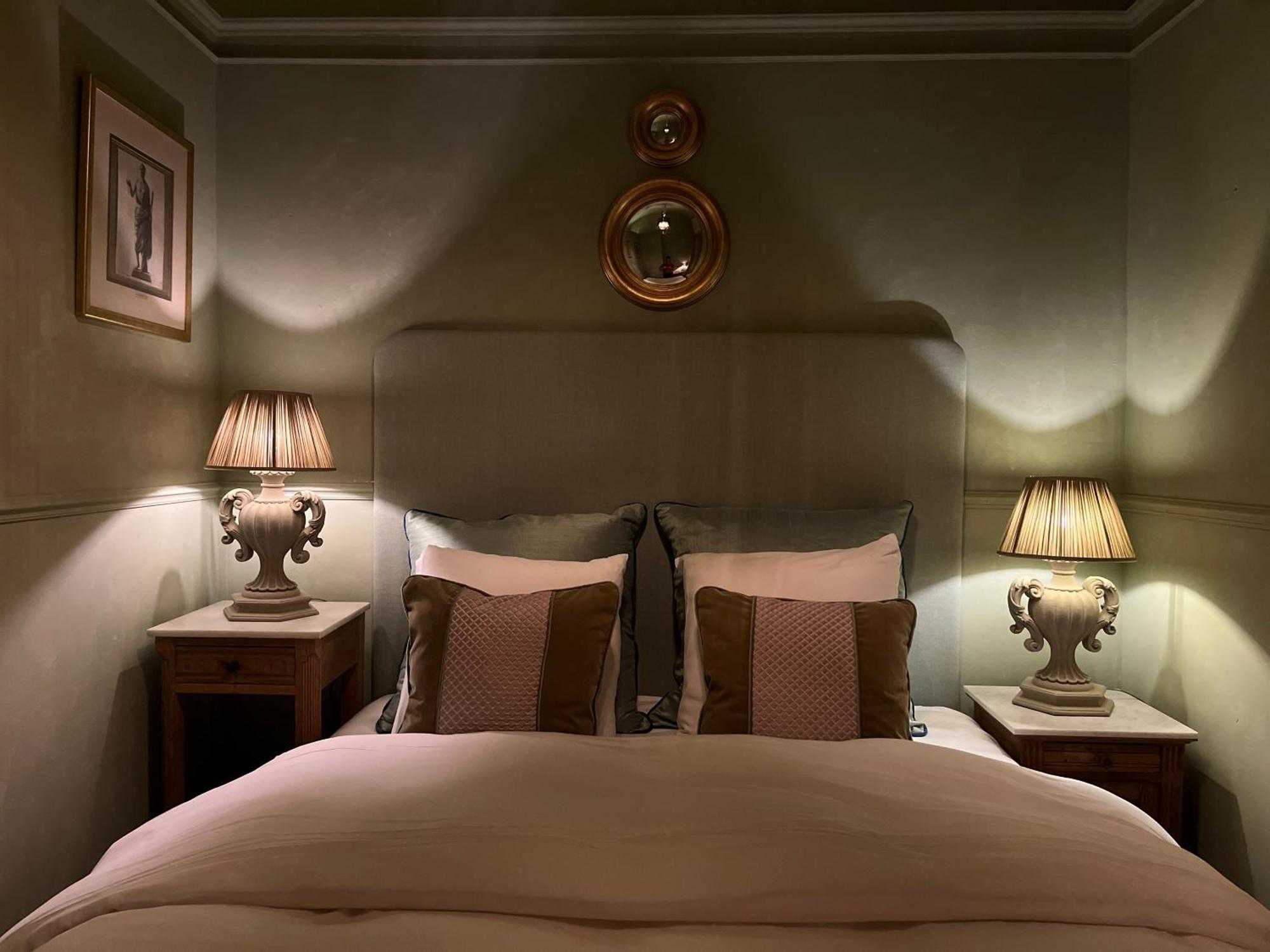 Guesthouse Nights By Morpheus Antwerp Luaran gambar